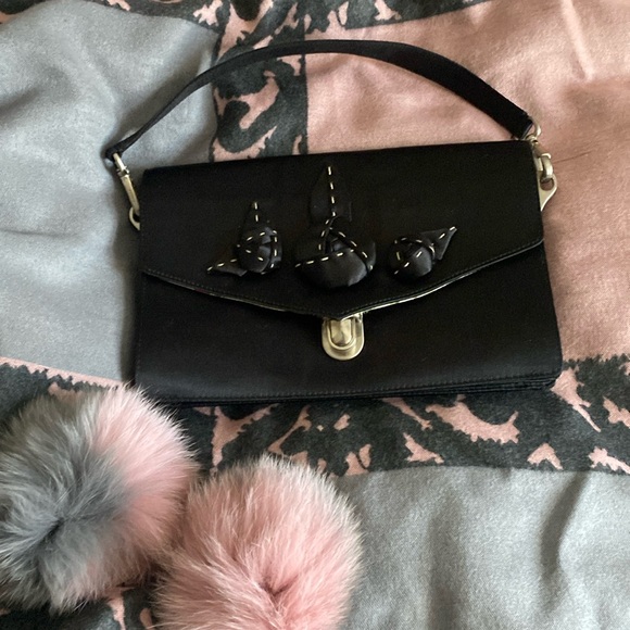 Prada Silk Black Medium Shoulder Bag With Logo Flower Lining Detachable Strap - Picture 3 of 16